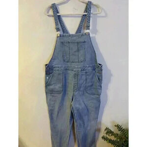 Old Navy Denim Regular Overalls Size‎ 18 - Light Blue Wash